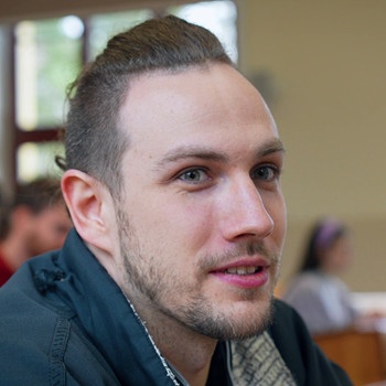 Simon Hegele, Masterstudent für Bioinformatik an der FSU Jena | Bild: BR/Maurice Demand