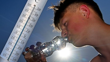 Die Hitze in Städten nimmt durch den Klimawandel zu. Wie sich das auf die Gesundheit auswirkt. | Bild: picture alliance / SvenSimon | Frank Hoermann/SVEN SIMON
