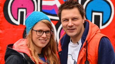 Die Moderatoren Esther Brandt und André Gatzke | Bild: WDR/tvision