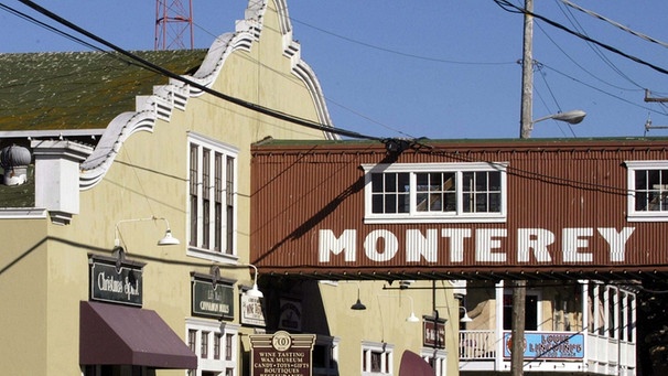 Die durch John Steinbeck bekannt gewordene Cannery Row in Monterey, Kalifornien | Bild: picture-alliance/dpa/Roland Holschneider 