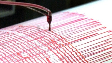 Ein moderner Seismograph zeichnet Erdstöße auf | Bild: picture-alliance/dpa