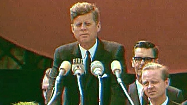 John F. Kennedy bei seiner Rede | Bild: rbb/rbb/Deutsche Wochenschau