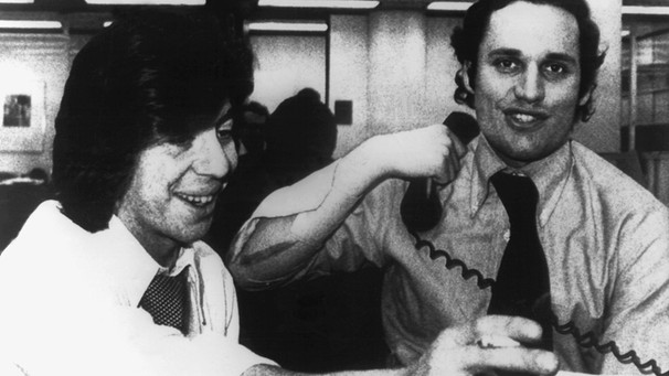 Die Journalisten Carl Bernstein (l) und Robert Woodward (r) im Jahr 1973 | Bild: picture-alliance/dpa