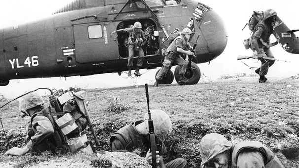 Symbolbild: Amerikanische Soldaten in Vietnam | Bild: picture-alliance/dpa