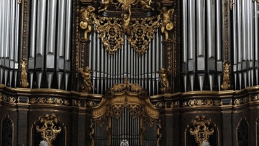 Die Orgel im Passauer Dom St. Stephan  | Bild: picture-alliance/dpa/ Armin Weigel