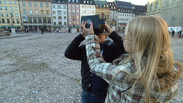 Sendungsbild: Pia und Felix testen eine Lochkamera | Bild: BR