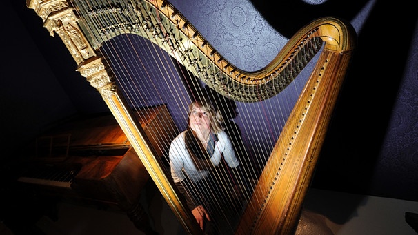 Harfe aus dem 19. Jahrhundert | Bild: picture-alliance/dpa