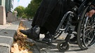 Rollstuhlfahrer | Bild: colourbox.com