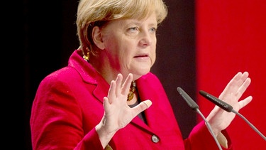 Bundeskanzlerin Angela Merkel bei einer Rede am 04.10.2011 in Magdeburg | Bild: picture-alliance/dpa