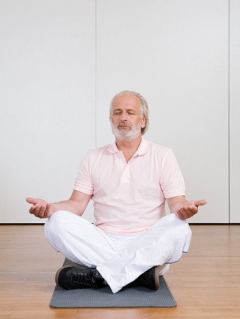 meditierender Mann | Bild: Image Source