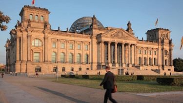 Berliner Reichstagsgebäude | Bild: BR