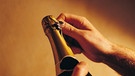 Champagner öffnen | Bild: colourbox.com