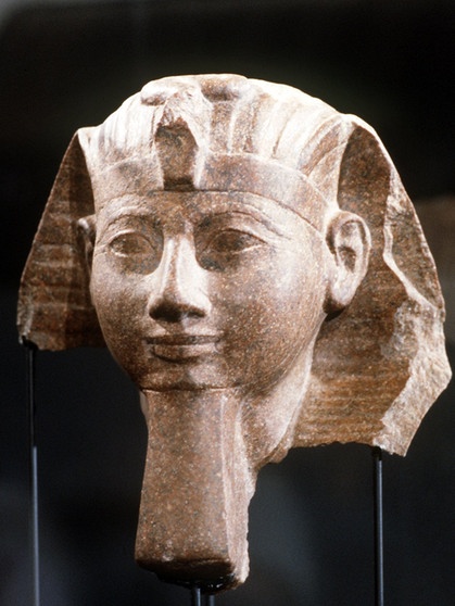 Skulptur der altägyptischen Königin Hatschepsut | Bild: picture-alliance/dpa