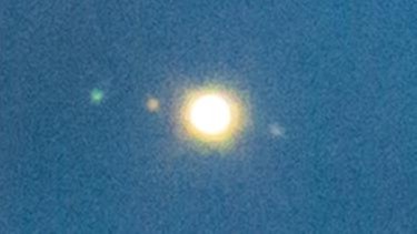 Jupiter mit 3 Monden | Bild: picture-alliance/dpa