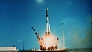 Start von Juri Gagarin mit der Kapsel Wostok-1. Juri Gagarin war 1961 der erste Mensch im Weltraum. | Bild: picture-alliance/dpa
