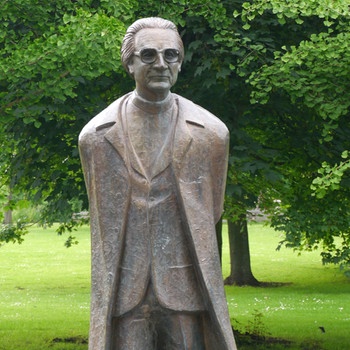 Statue von Konrad Zuse in Hünfeld, Hessen | Bild: picture-alliance/dpa
