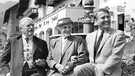 Wernher von Braun mit seiner Mutter und seinem Vater, Reichsminister a. D. Magnus Freiherr von Braun in Oberaudorf. | Bild: picture-alliance/dpa