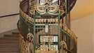 Innenansicht eines Hauses in der Köstlergasse in Wien mit Aufzug. Erbaut von Otto Wagner. | Bild: picture-alliance/dpa/IMAGNO