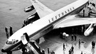 Erster Jet der Lufthansa: Boeing 707-430. Im Zweiten Weltkrieg jagten plötzlich Flieger ohne Propeller über den Himmel, schneller als ihre Vorgänger. Die deutsche Messerschmitt Me 262 schrieb Luftfahrtgeschichte. Am 25. Mai 1943 ging die Düsentrieb-Konstruktion in Serie. | Bild: picture-alliance/dpa