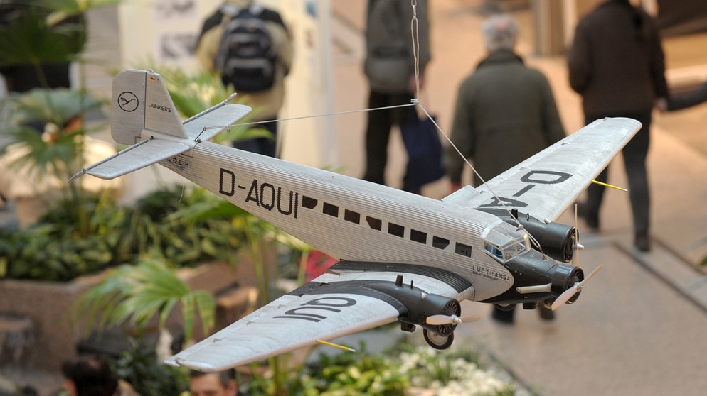 Ju 52 als Modell | Bild: picture-alliance/dpa