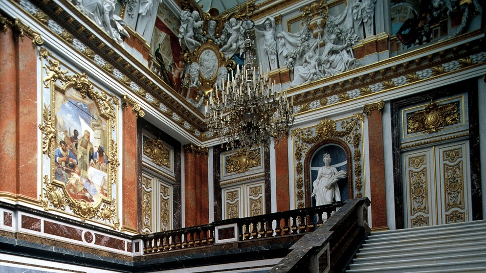 Schlossansichten von Versailles und Herrenchiemsee | Bild: picture-alliance/dpa