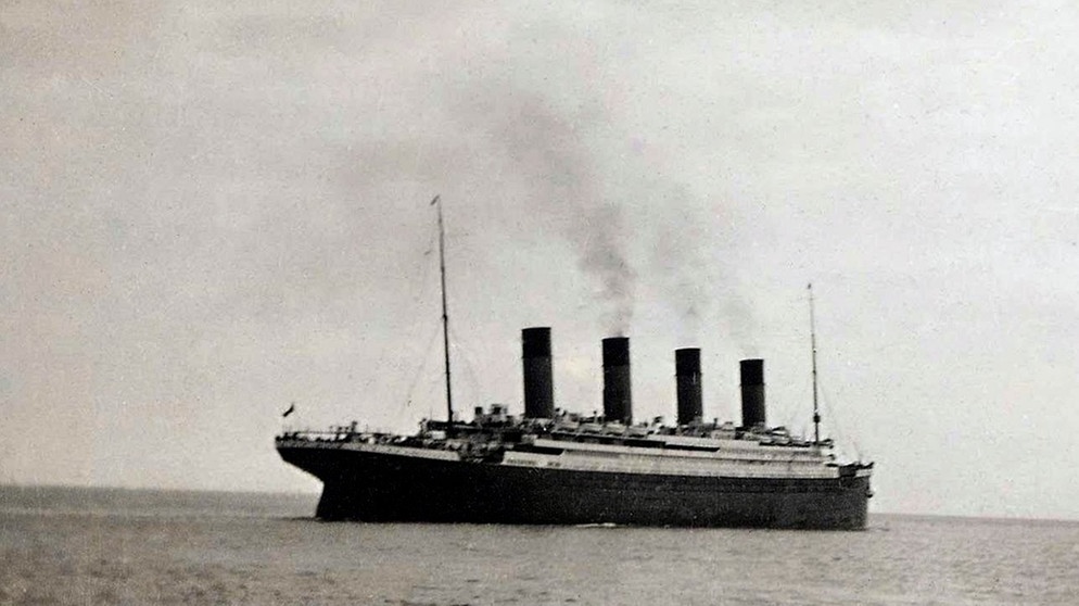 Eine der letzten Aufnahmen, die es von der Titanic gibt. Was zeigen die neuen 3-D-Scans des Wracks der Titanic? Was war die Ursache ihres Untergangs am 14. April 1912? Wie es auf der Titanic aussah, erfahrt ihr hier. | Bild: picture-alliance/dpa