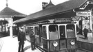 Berliner U-Bahn vom Typ A1 im Jahr 1902 am Schlesischen Tor | Bild: picture-alliance/dpa