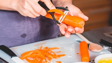Auch Karotten gehören zu einer gesunden Ernährung.  | Bild: mauritius-images