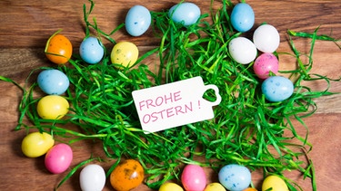 Zu Ostern gibt es Ostereier im Osternest. Wir erklären, warum - und was alles in einem Ei steckt. | Bild: colourbox.com