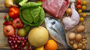Verschiedene Lebensmittel - Obst, Gemüse, Fleisch und Fisch | Bild: colourbox.com