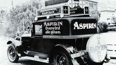 Die Geschichte der Aspirin: Werbeauto in den Niederlanden um 1929 | Bild: Bayer AG
