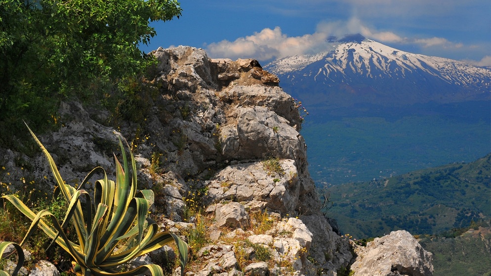 Vulkantyp Schichtvulkan: Der Vulkan Ätna auf Sizilien | Bild: picture-alliance/dpa