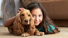 Mädchen mit Hund | Bild: colourbox.com