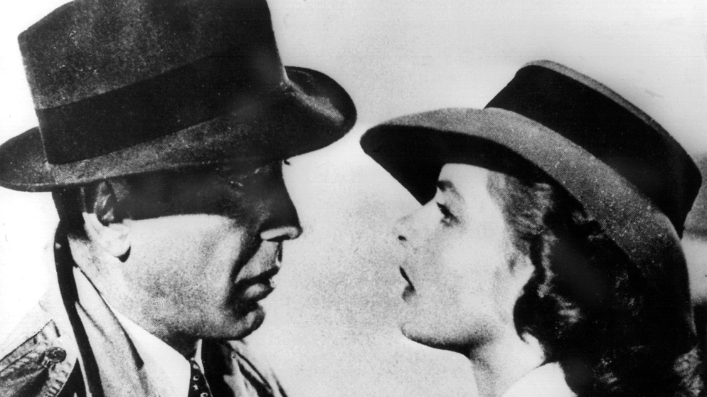 Berühmter Filmkuss 1942: Humphrey Bogart und Ingrid Bergman in "Casablanca" | Bild: picture-alliance/dpa