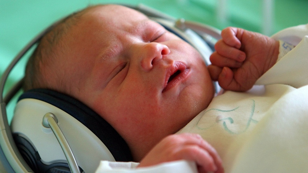 Musiktherapie für Säuglinge | Bild: picture-alliance/dpa