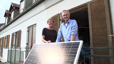 Susanne und Markus Droth vom Bürgerprojekt Solar aus Fürstenfeldbruck. | Bild: Johanna Zach