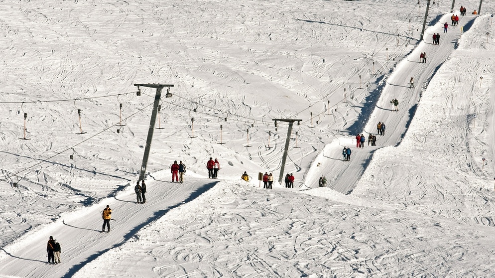 Skilift in den Alpen | Bild: picture-alliance/dpa