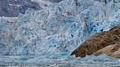 Karale Gletscher in Ostgrönland. Die Gletscher der Arktis verlieren durch den Klimawandel enorme Mengen an Eis. | Bild: picture-alliance/dpa