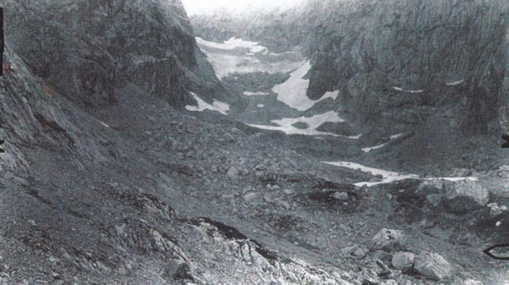 Blick auf den Blaueisgletscher am Hochkalter im Jahr 1970. | Bild: www.bayerische-gletscher.de