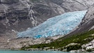 Nigardsbreen-Gletscher in Norwegen im April 2019. Die Gletscherzunge zieht sich durch die vom Klimawandel verursachte Gletscherschmelze weiter zurück. | Bild: picture alliance / Zoonar | Yuriy Brykaylo