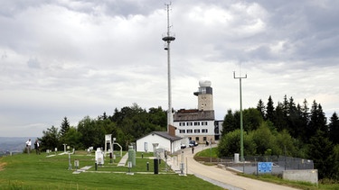 Klimareferenzstation der Wetterwarte Hohenpeißenberg. Hier werden Wetter- und Klimamessungen durchgeführt.  | Bild: picture-alliance/dpa