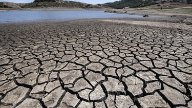 Dürre ist an sich kein meteorologisches Phänomen.  | Bild: picture alliance / newscom | TERRY SCHMITT