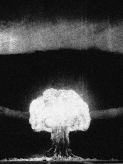 Die erste sowjetische Wasserstoffbombe mit der Kennung RDS-6s wurde am 12. August 1953 gezündet.  | Bild: picture alliance / Heritage-Images | Fine Art Images