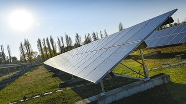 Photovoltaikanlage in Berlin | Bild: icture alliance / Bildagentur-online