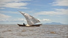 Segelschiff auf dem Viktoriasee in Afrika | Bild: picture-alliance/dpa