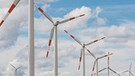 Windkraftanlage | Bild: picture alliance/chromorange