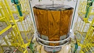 Die Sonde Gaia kurz vor dem Start im Dezember 2013, zusammengepackt für den Flug. | Bild: ESA
