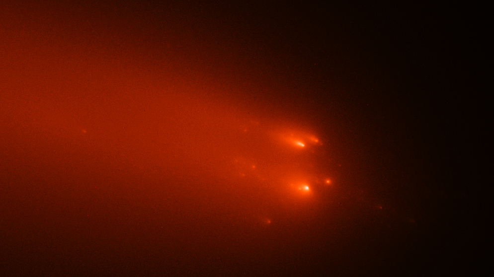 Dieses Hubble-Foto zeigt den Kometen C/2019 Y4 (ATLAS), der im März 2020 noch bei uns zu sehen war. Im April 2020 brach der Kometenkern auseinander, Atlas wurde in rund 30 Einzelteile zerrissen. Und das Weltraumteleskop sah zu. | Bild: NASA, ESA, Quanzhi Ye (UMD)