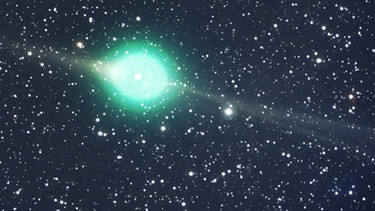 Der Komet Lulin C/2007 N3 war im Februar 2009 bei uns zu Besuch. Beide Kometenschweife sind in der Aufnahme zu erkennen. | Bild: NASA/Jack Newton