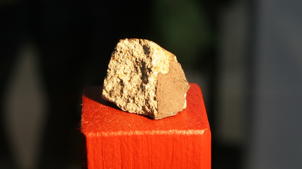 Fundstück des Meteoriten aus Schönenberg | Bild: Bayerisches Landesamt für Umwelt